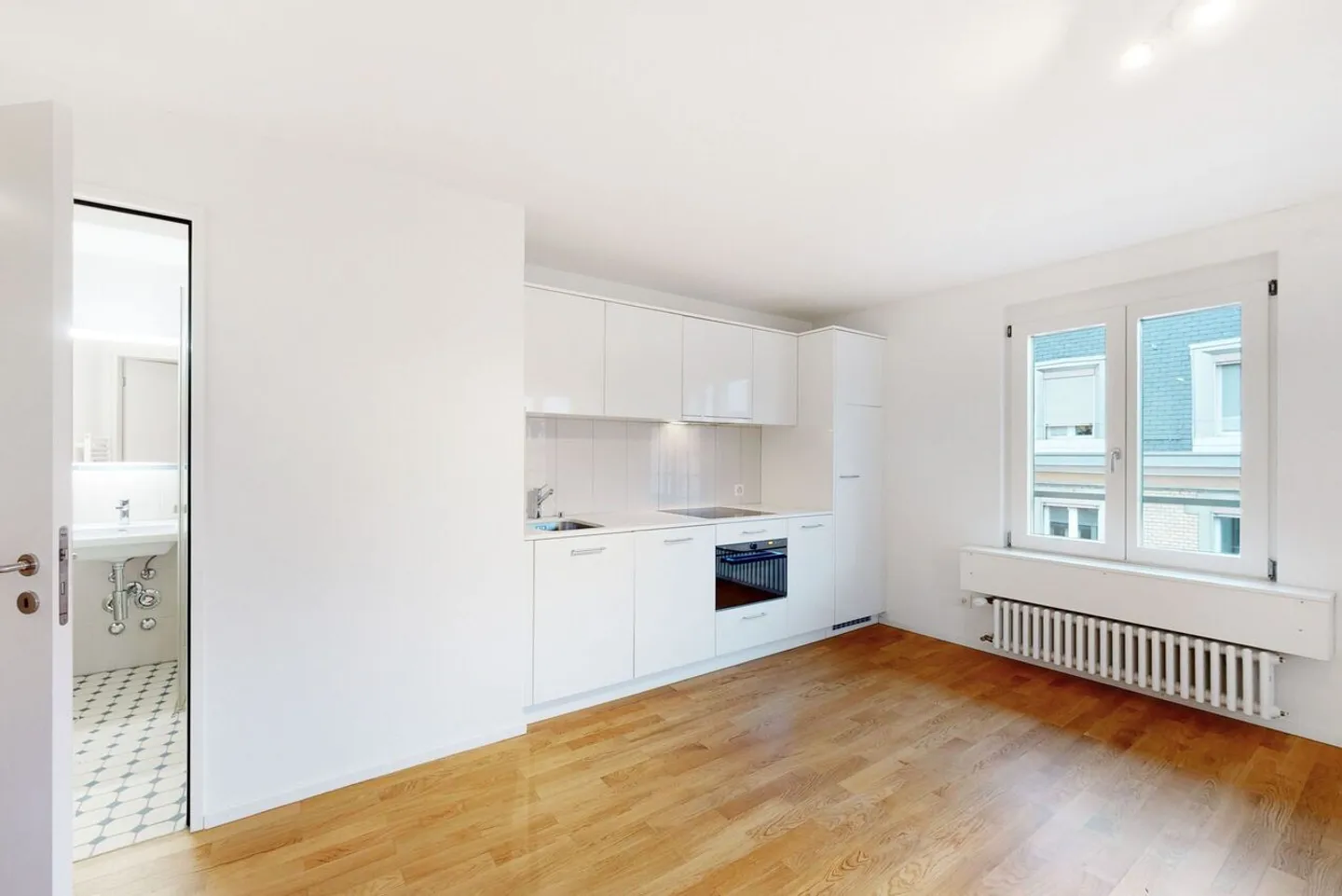 Great single apartment is looking for you! - Photo 3 of 6