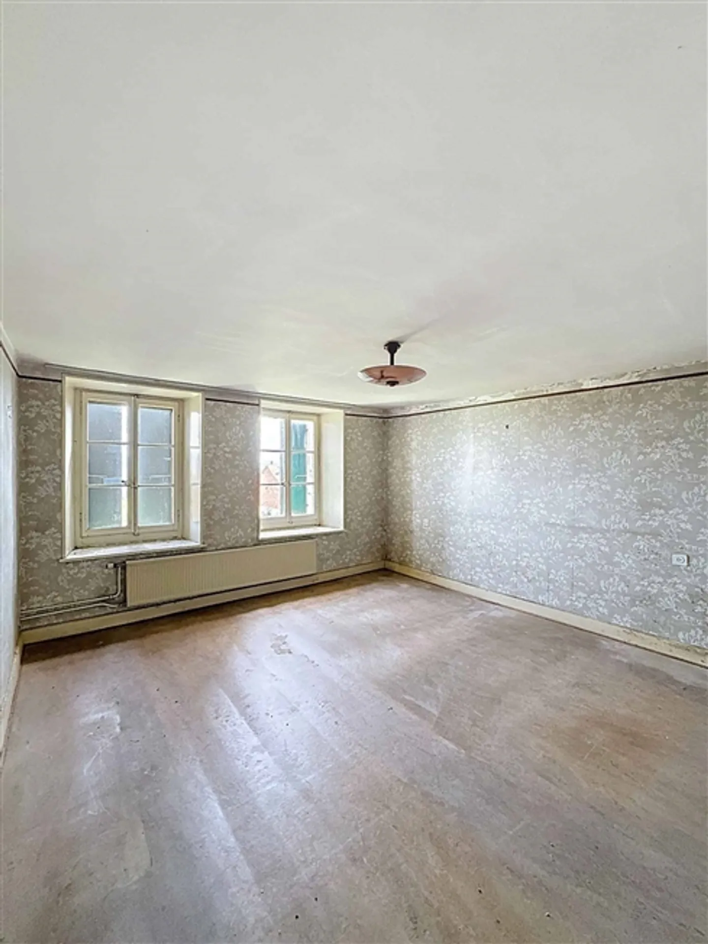 Propriété à convertir en un ou plusieurs appartements - Photo 4 sur 13