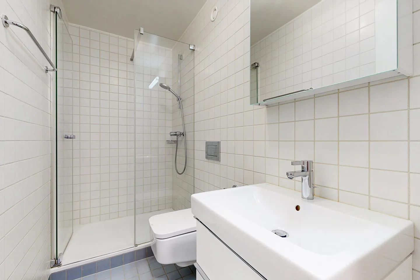 Luminoso Duplex a due passi dal lago - Foto 7 di 11