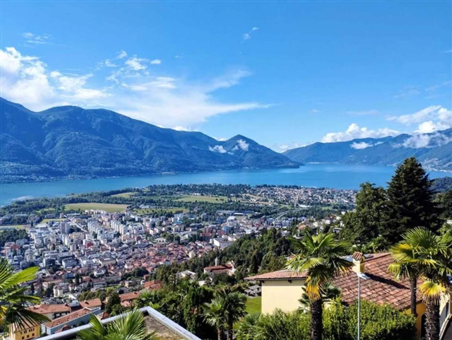 ORSELINA - Appartamento con vista sul lago in vendita - anche per vivere. Secondario - Foto 7 di 20