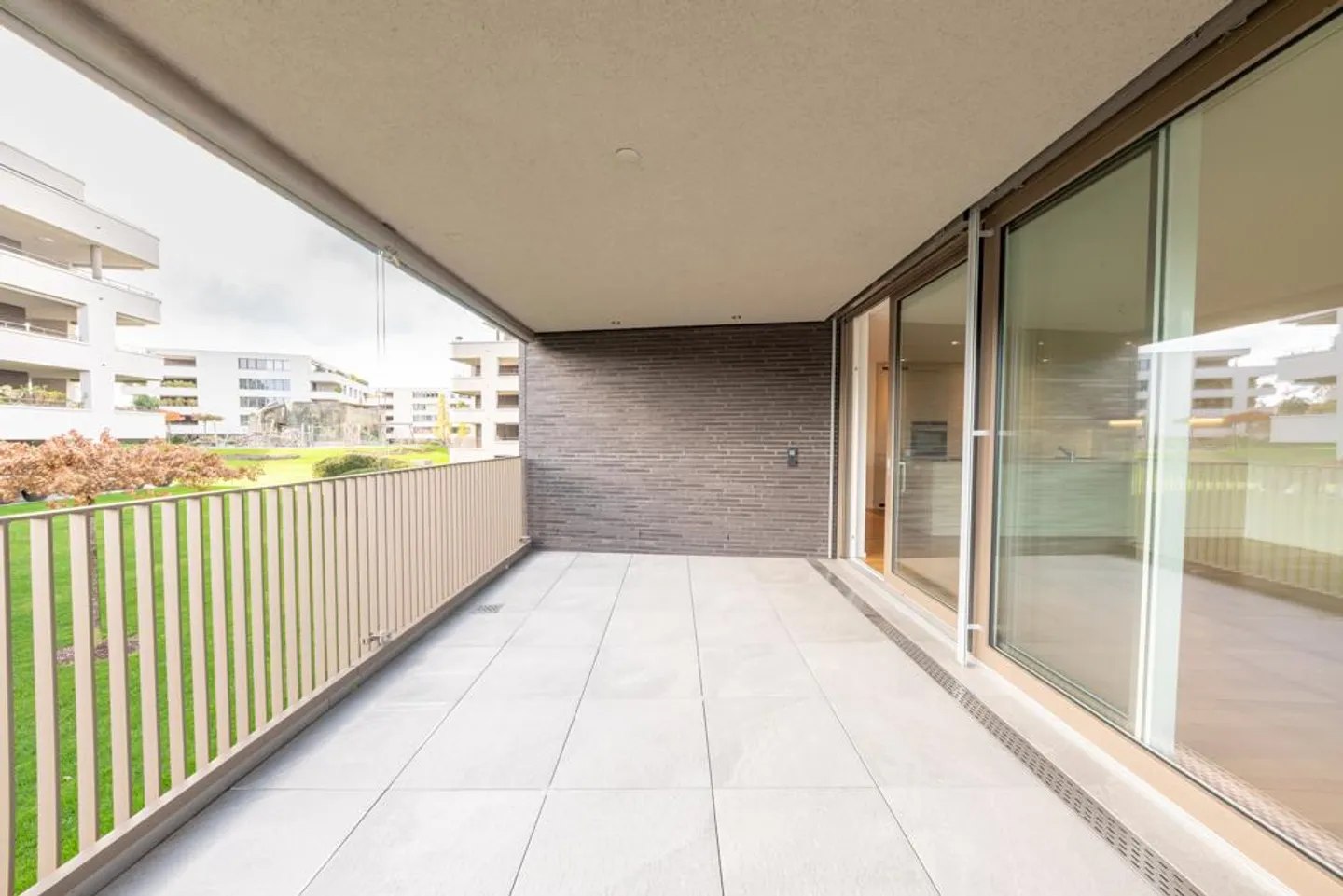 Residence in RIVAGE near the lake - Photo 5 of 8