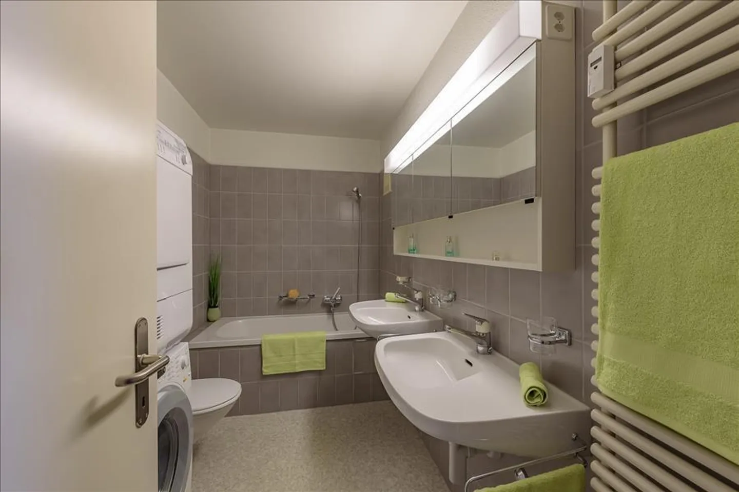 Charming 2.5-Room Apartment - Photo 5 of 8