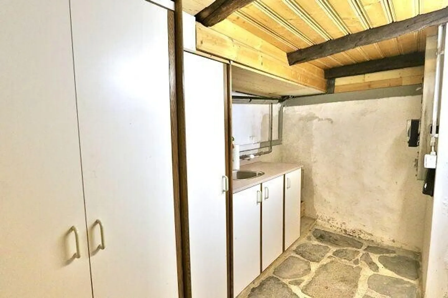 Rustico de 5 1/2 pièces au cœur du village avec un aménagement luxueux - Photo 11 sur 13