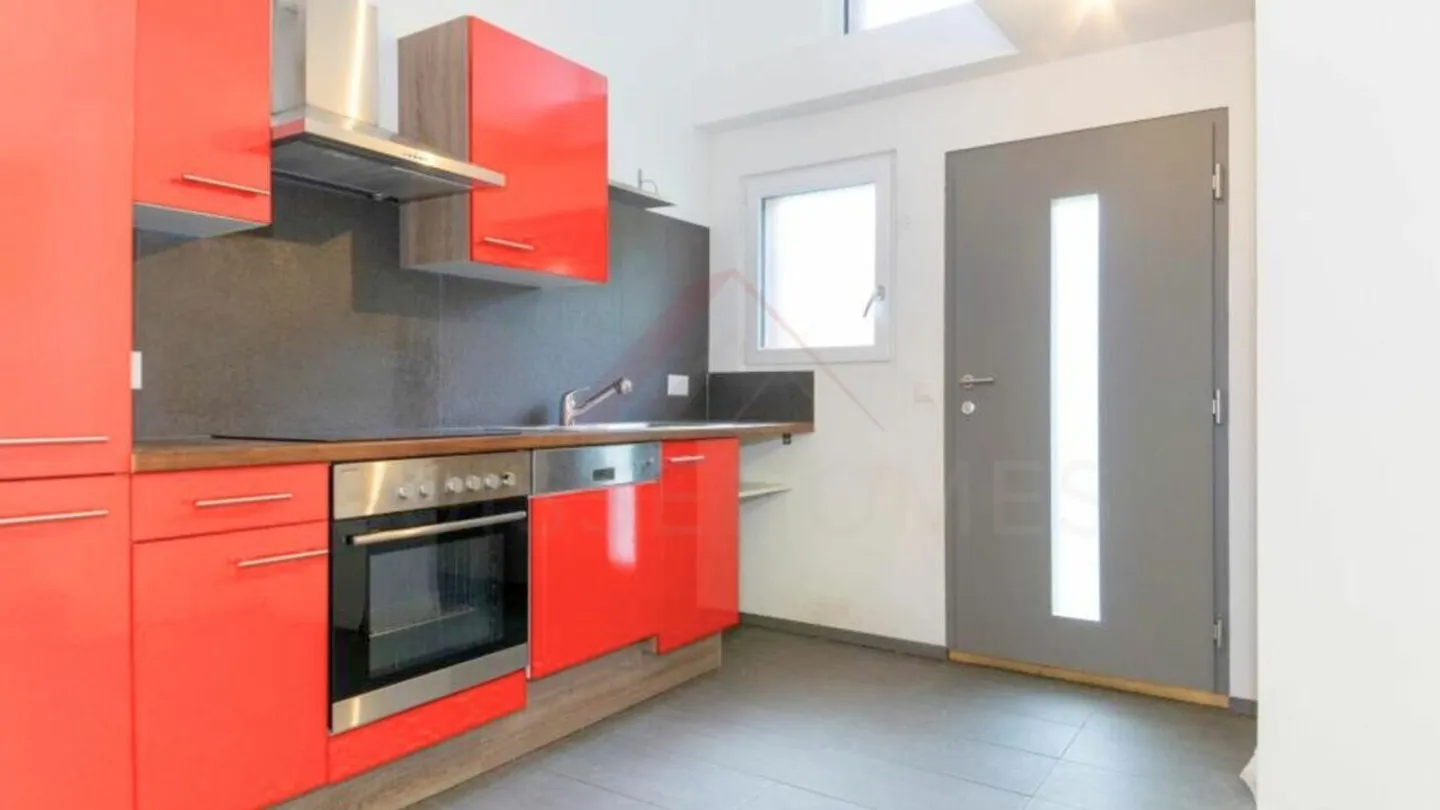 Occasione rara a Oensingen - Terreno edificabile con proprietà esistente e vista libera - Foto 2 di 18