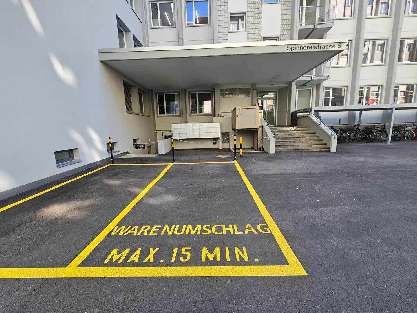 Attraente spazio commerciale di 32 m² – Ultima unità più piccola disponibile - Foto 8 di 13