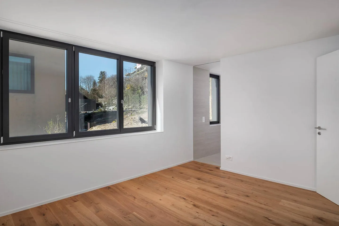 Exclusive and high-quality 4.5-room terrace apartment - Your dream residence with partial lake view in Uerikon - Photo 8 of 18