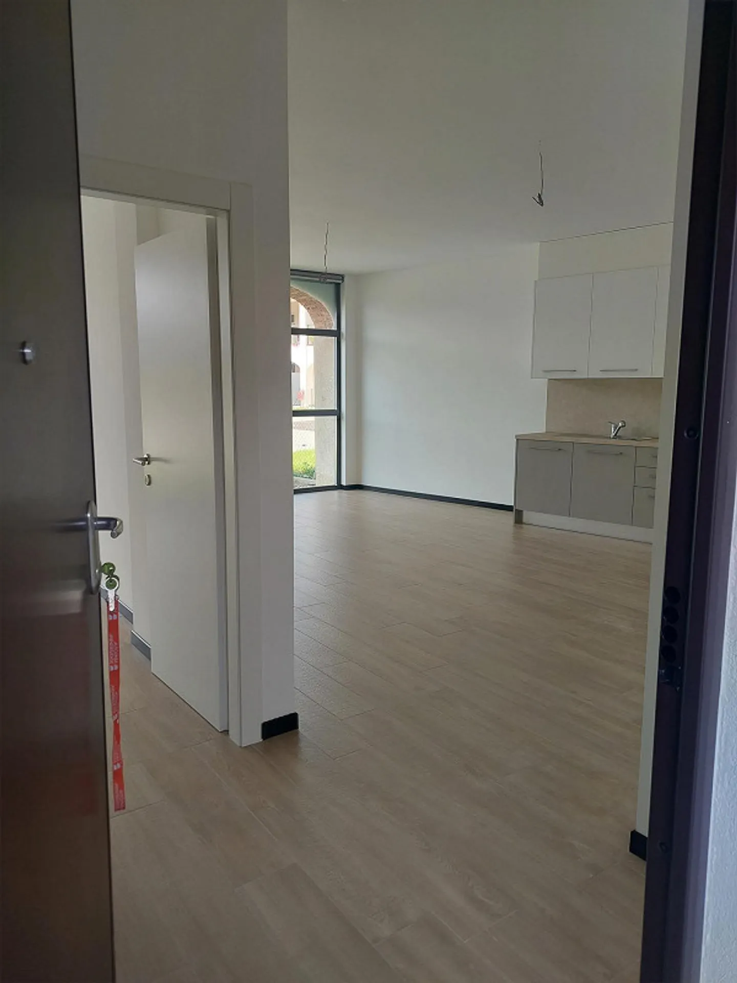 RECHERCHE UN LOCATAIRE POUR UN APPARTEMENT DANS UN QUARTIER CALME - Photo 1 sur 19