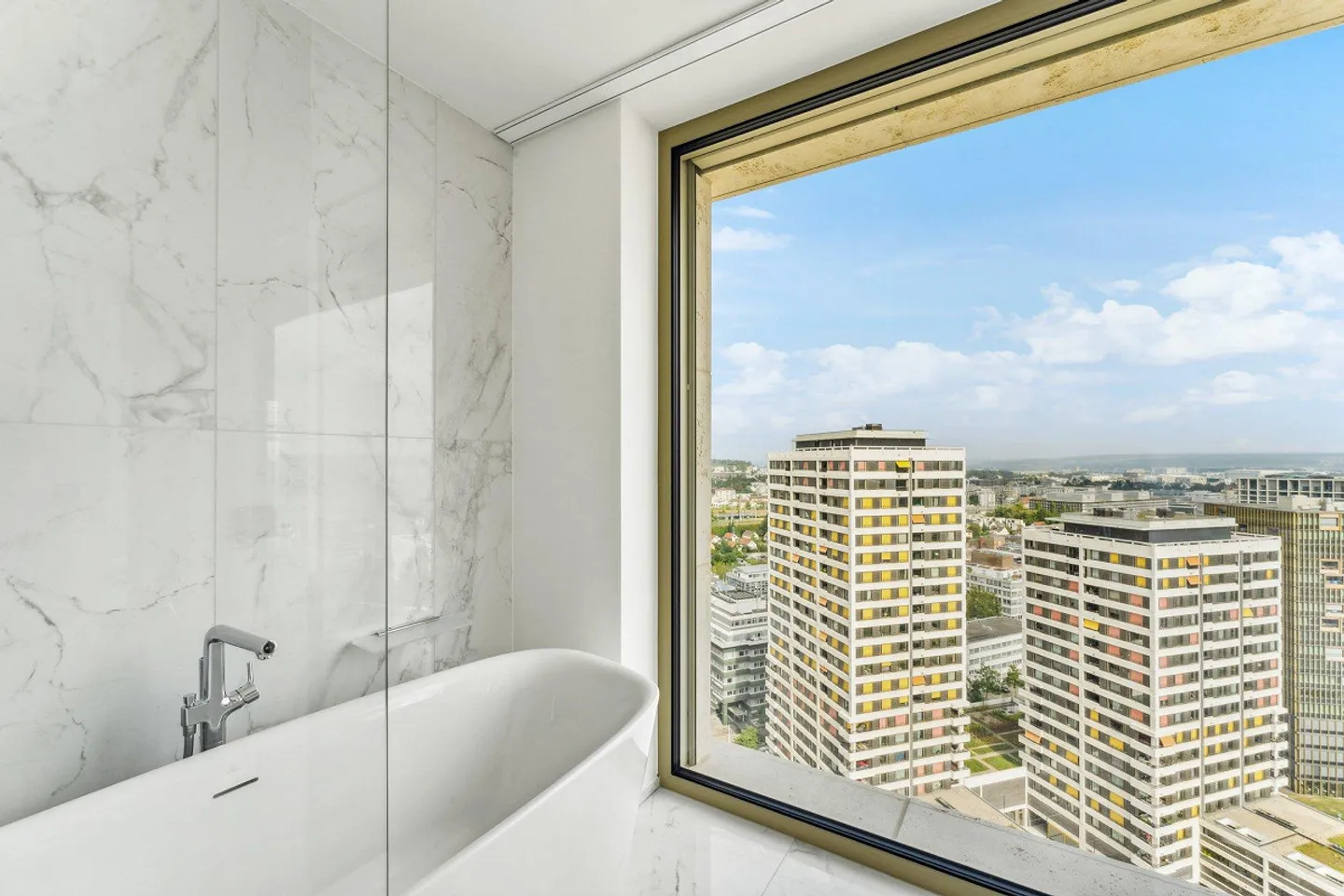 Tower 55 - Modernes Apartment - Foto 5 von 9