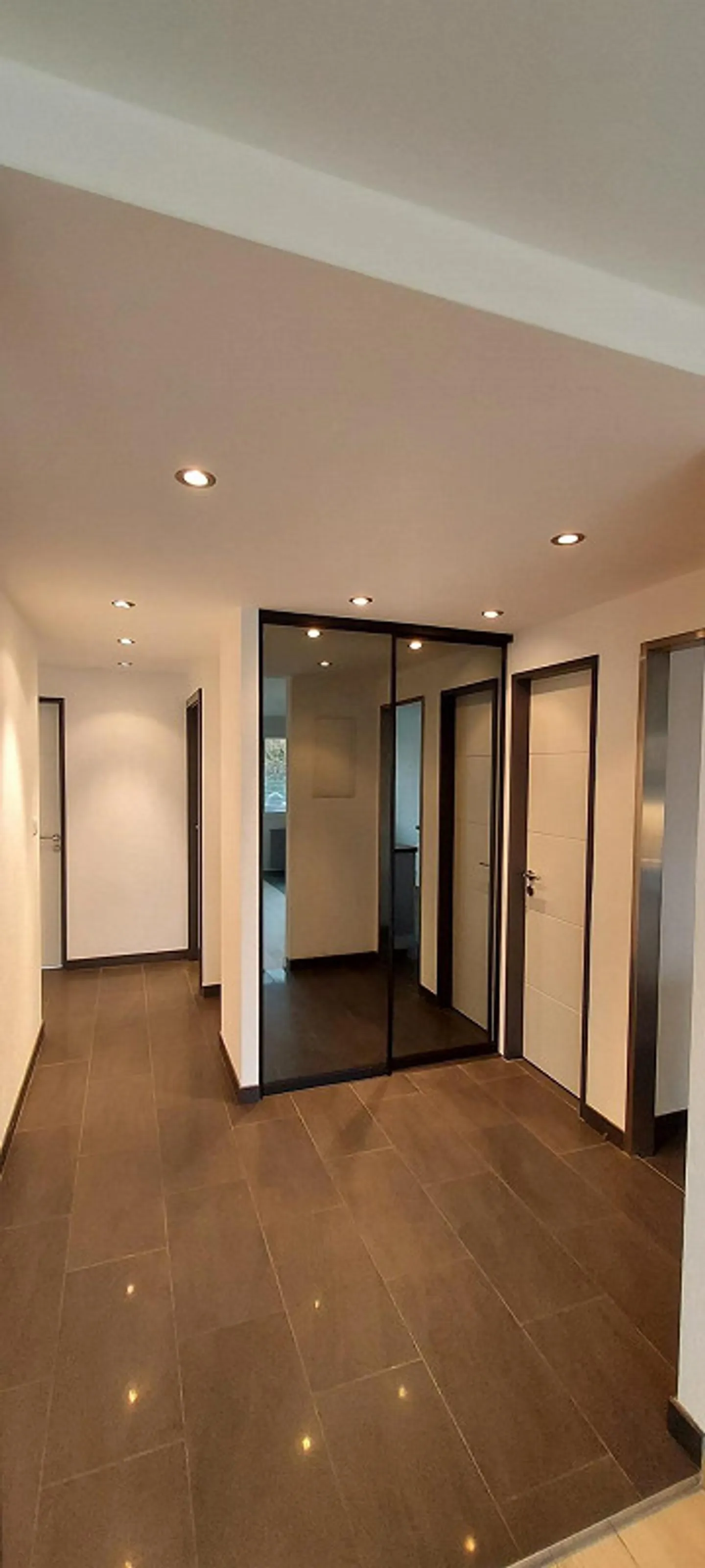 Il tuo appartamento, il tuo paradiso ai piedi del Wartenberg Muttenz - Foto 7 di 15