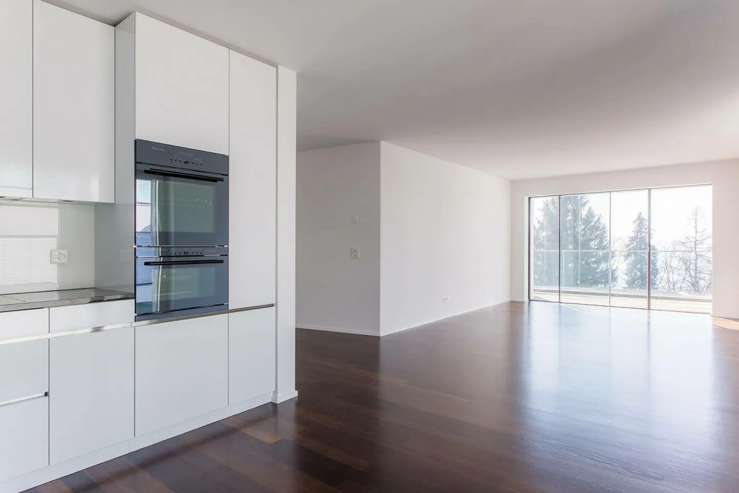 Exclusive 3.5-room apartment at Zürichberg - Quiet top location - Photo 2 of 8