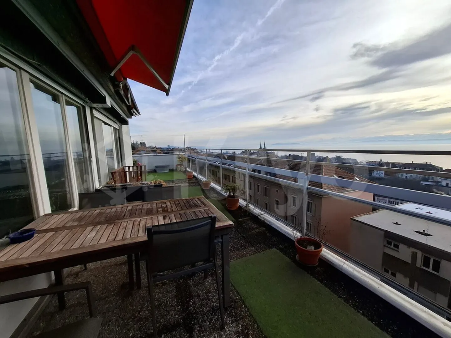 Attique avec Vue sur le Lac - Photo 1 sur 9