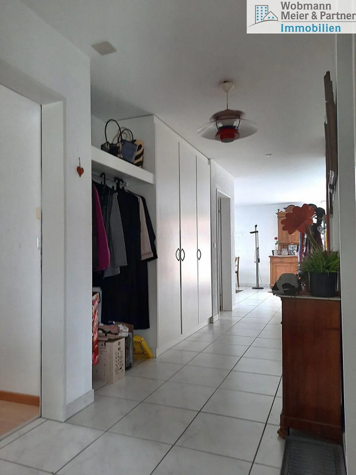 Appartement Familial Lumineux dans un Emplacement Calme - Photo 2 sur 10
