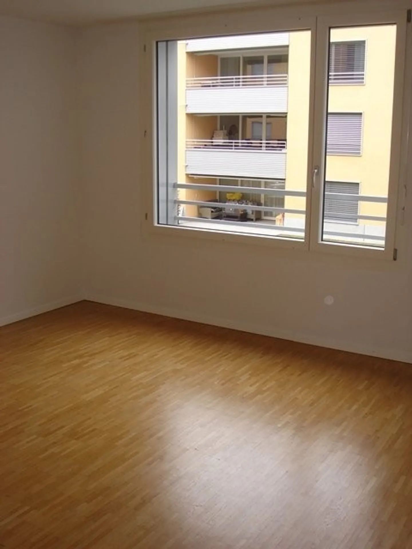 Appartement 4.5 pièces - Photo 3 sur 7