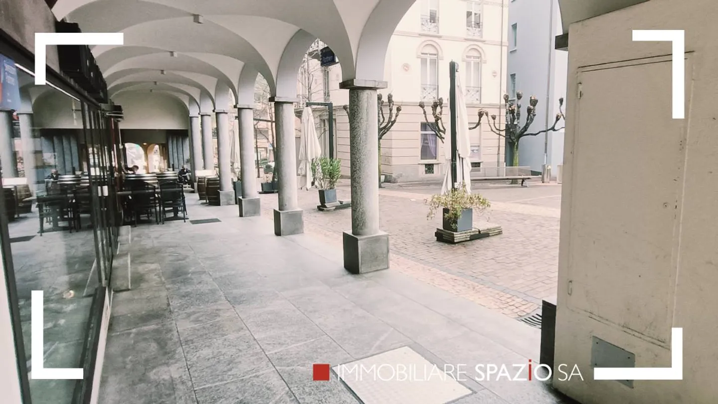 Paradis - 200 m² - 6,5 pièces - Cinquième étage - Photo 1 sur 11