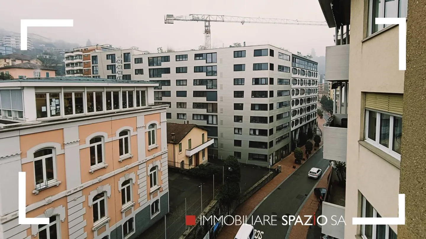 Paradis - 200 m² - 6,5 pièces - Cinquième étage - Photo 8 sur 11