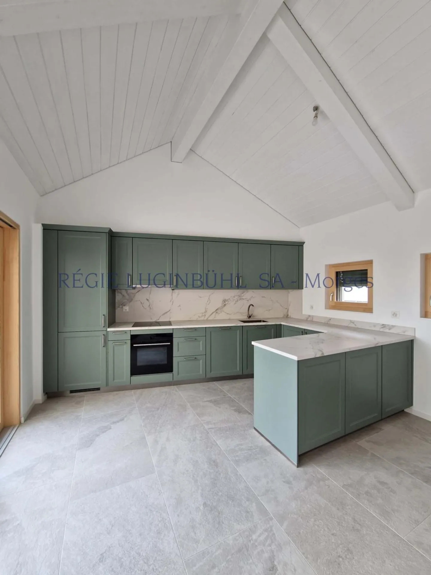 Exceptional opportunity to seize! - Photo 1 of 4