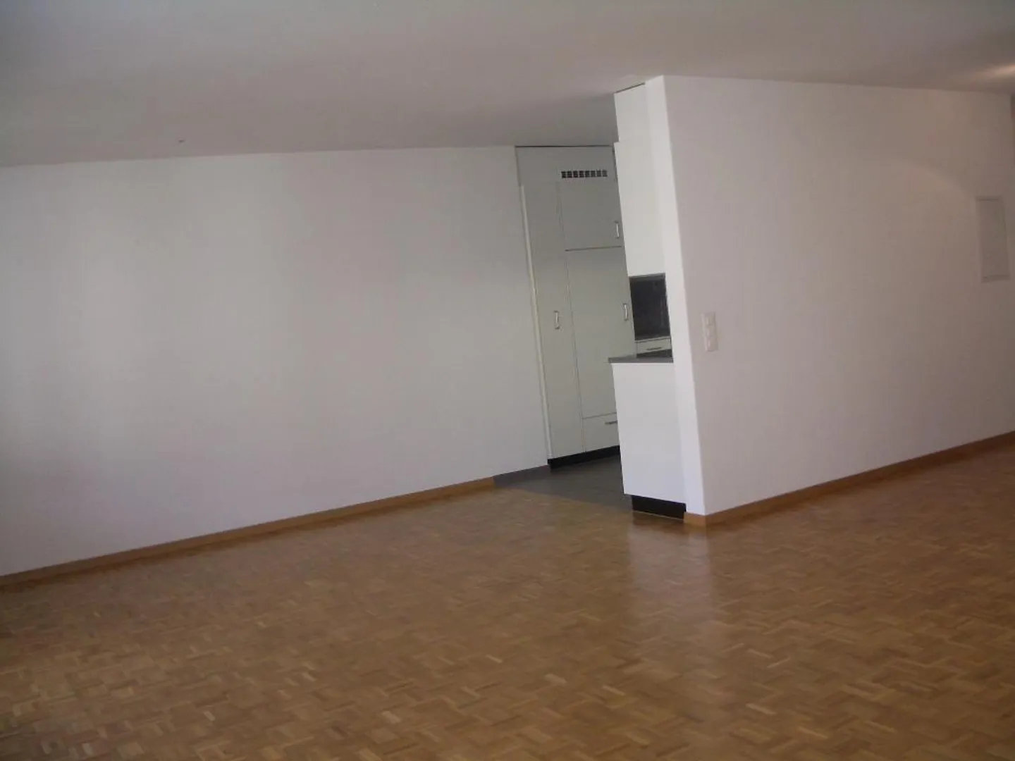 Appartement au rez-de-chaussée de 3,5 pièces proche de la ville - Photo 8 sur 11