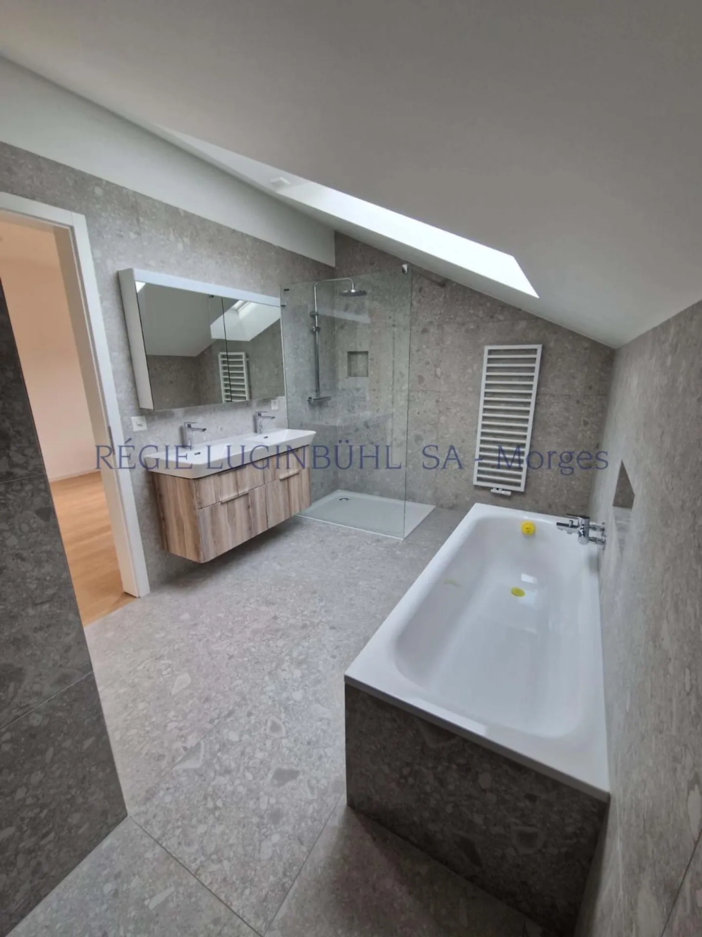 Exceptional opportunity to seize! - Photo 3 of 4