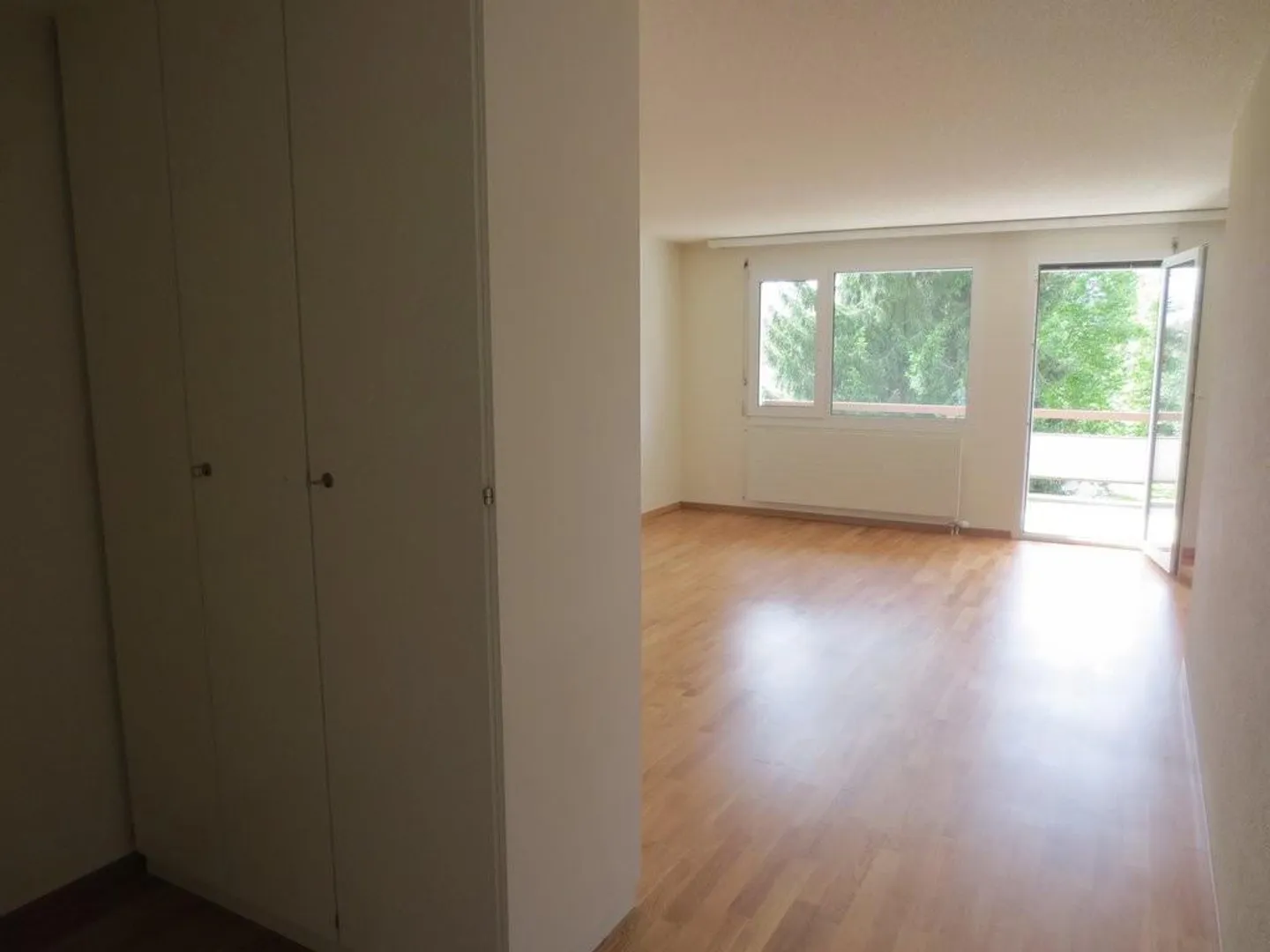 Welcome to Langenthal - here begins your new chapter - Photo 4 of 9