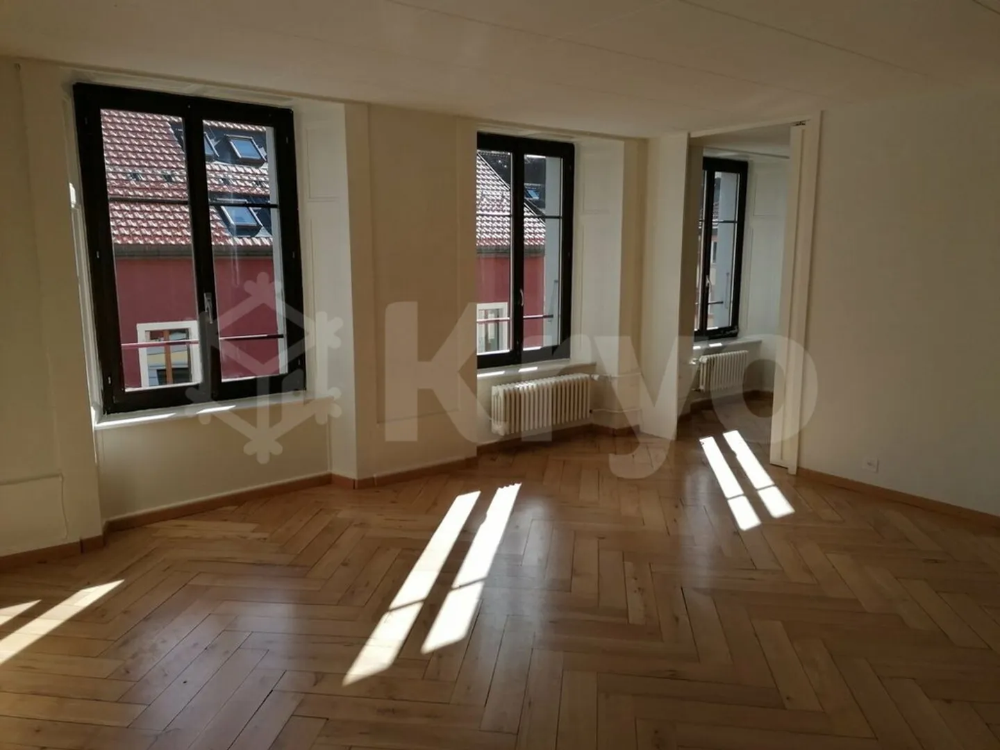 23 College Street, Apartment 4 1/2 rooms - Photo 4 of 8