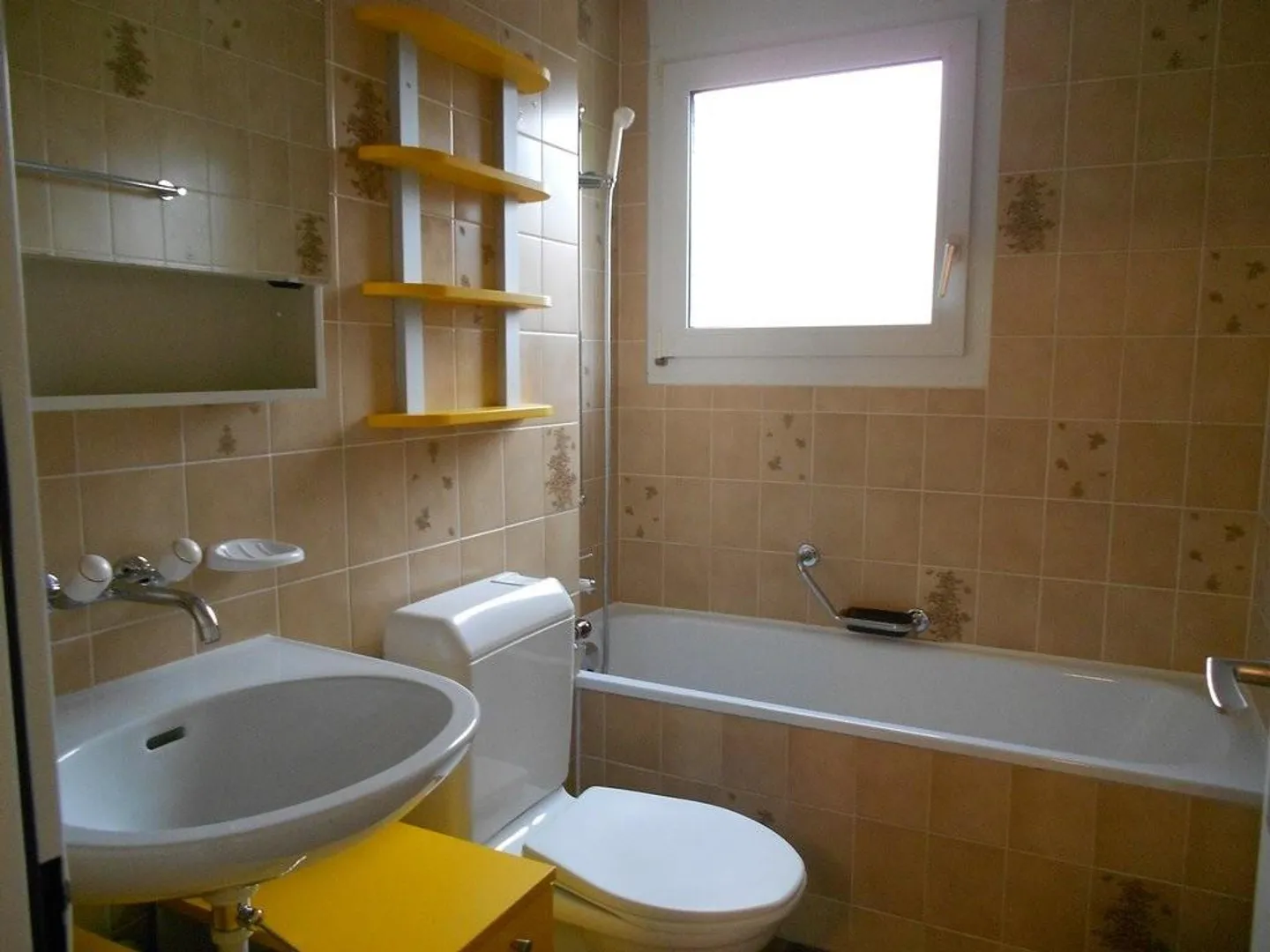 Welcome to Langenthal - here begins your new chapter - Photo 9 of 9