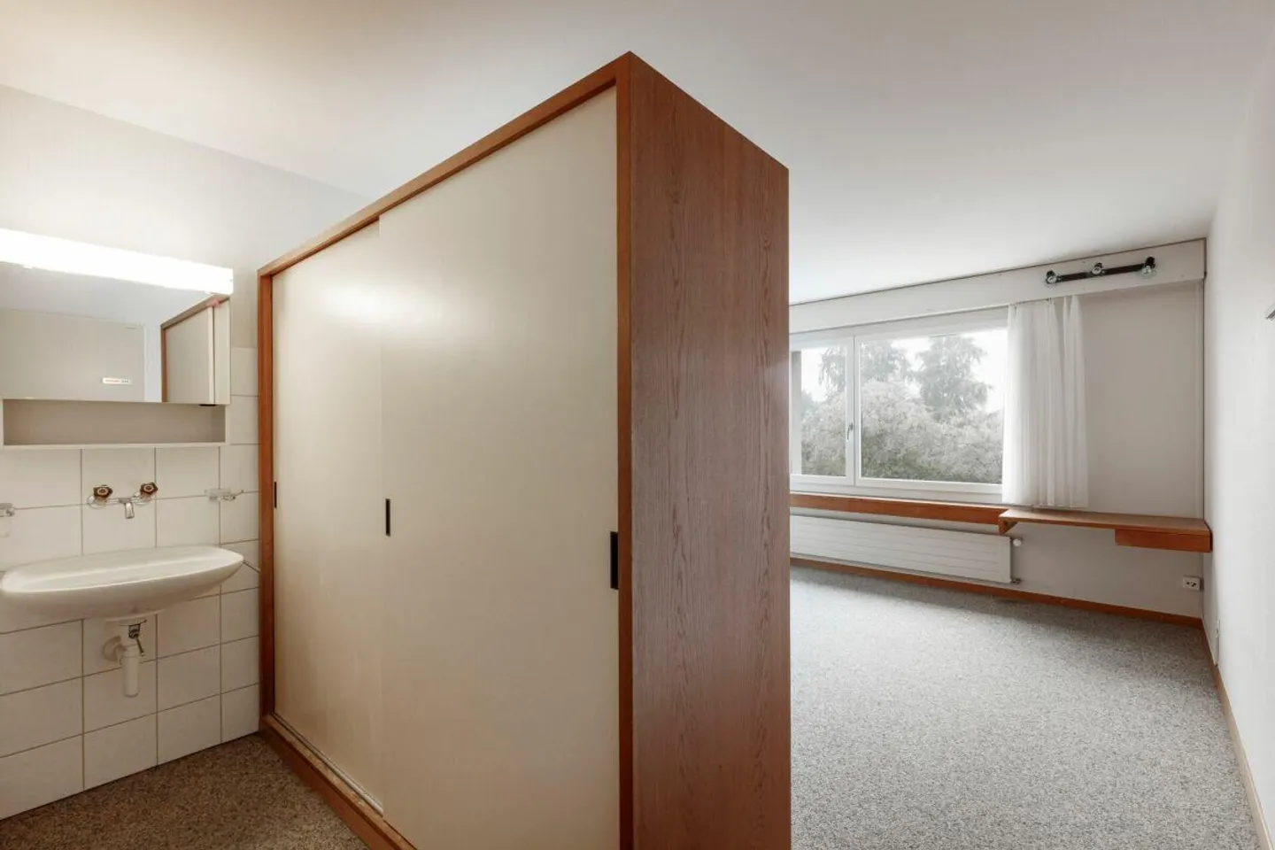 Chambres meublées pour résidents à court ou long terme - Photo 2 sur 8