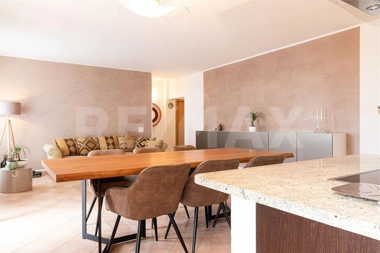 3.5 Room Apartment - Photo 5 of 13