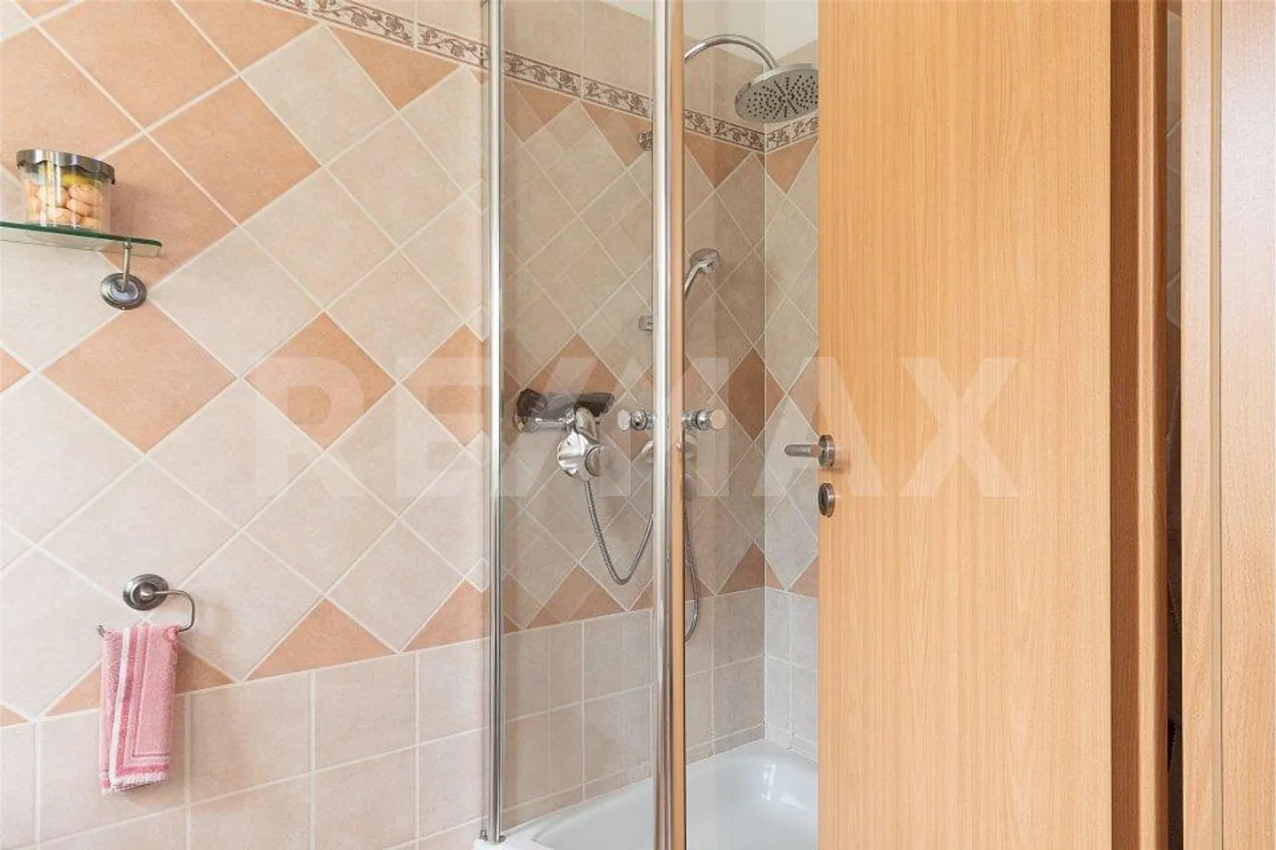 3.5 Room Apartment - Photo 10 of 13