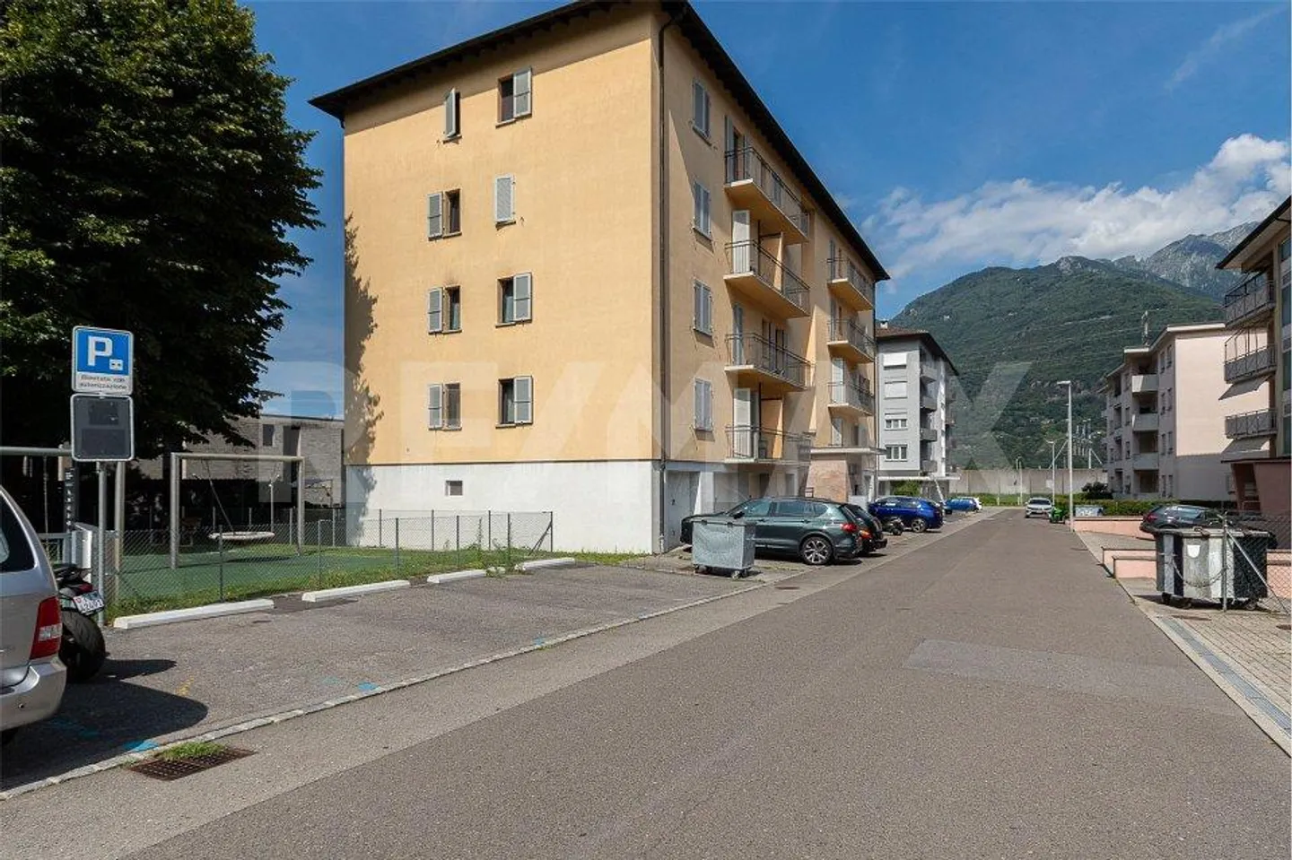 3.5 Room Apartment - Photo 13 of 13