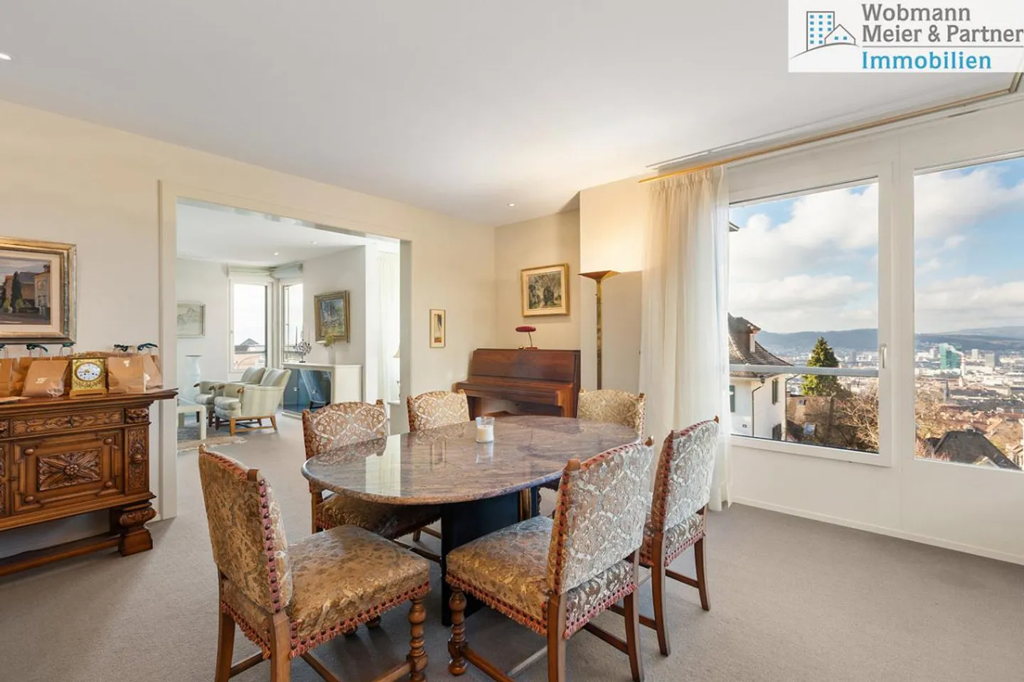 Exclusive Detached House in a Privileged Location - Photo 5 of 12