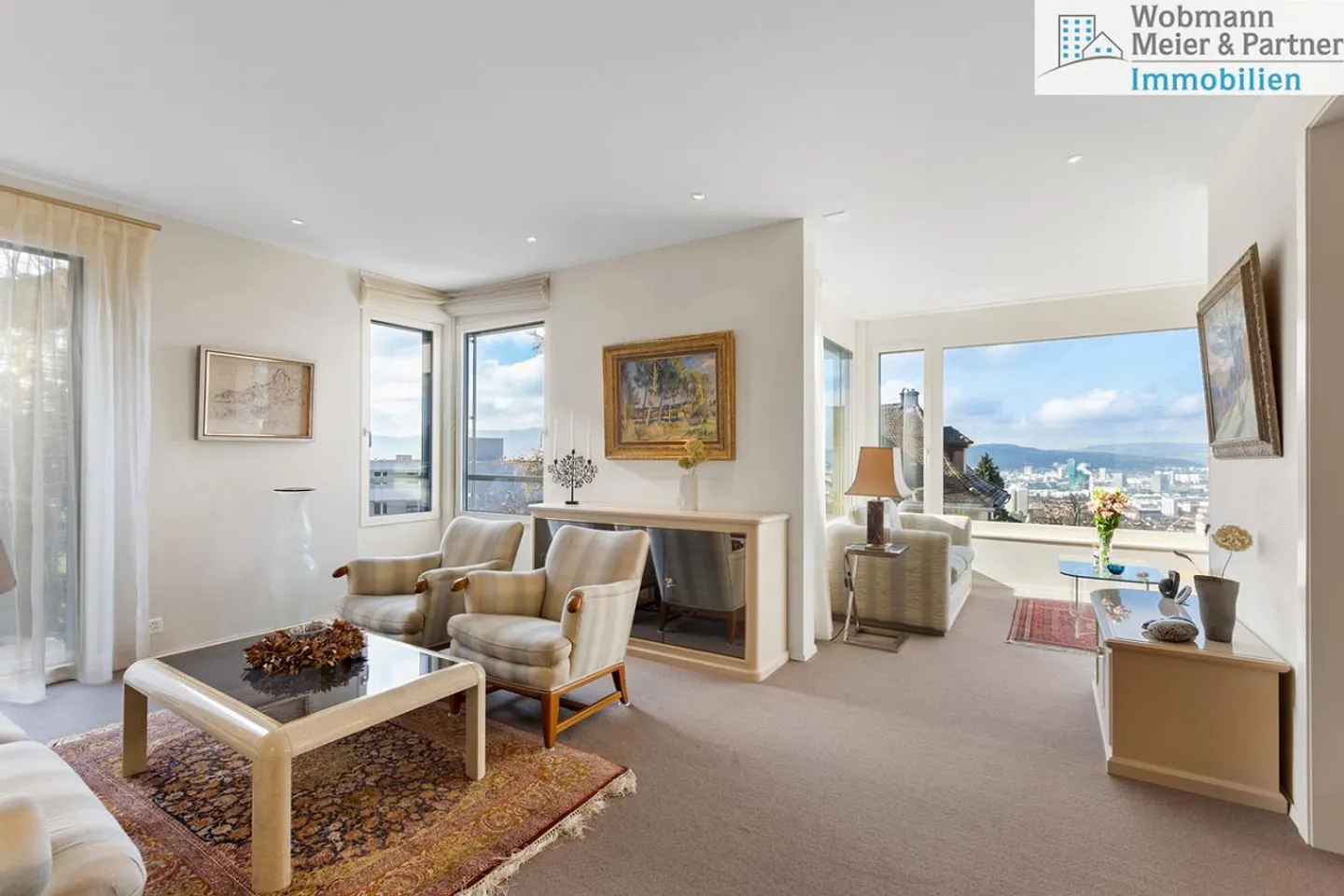 Exclusive Detached House in a Privileged Location - Photo 3 of 12