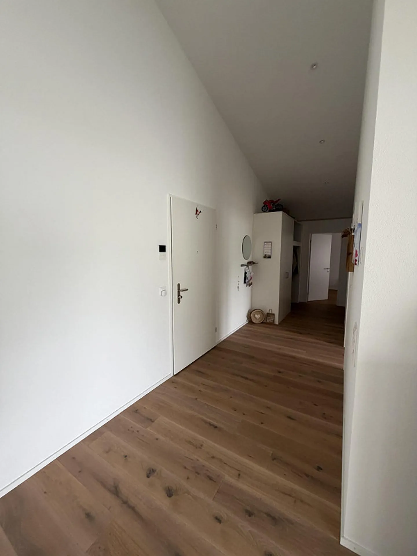 Appartamento moderno di 3,5 stanze in standard di proprietà - Foto 6 di 13