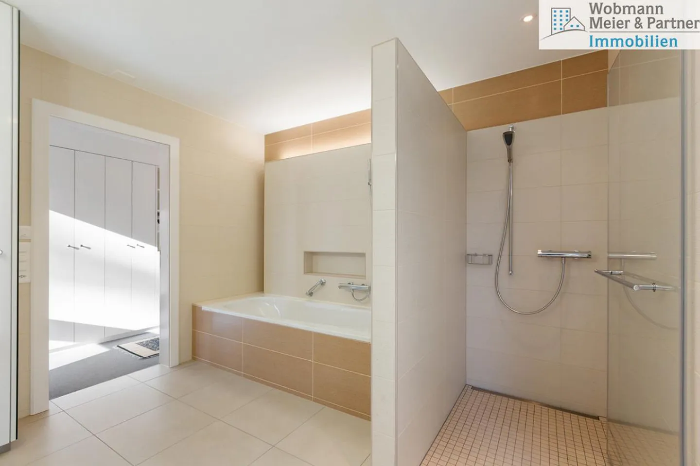 Exclusive Detached House in a Privileged Location - Photo 10 of 12