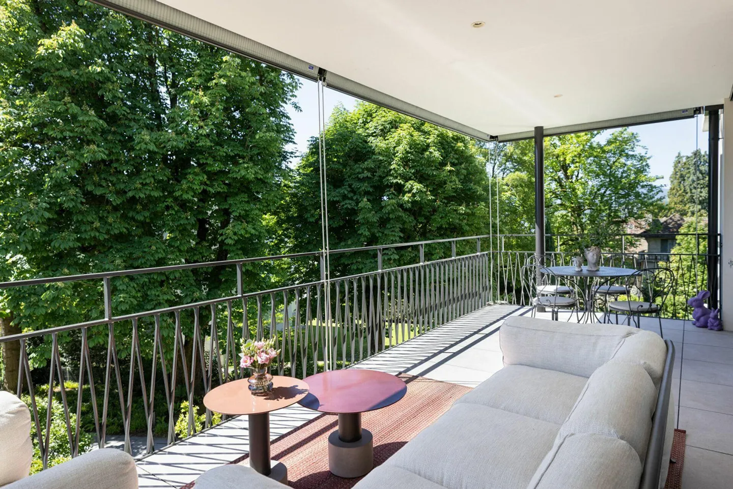 Exclusive city apartment in the midst of a private park landscape - Photo 8 of 21