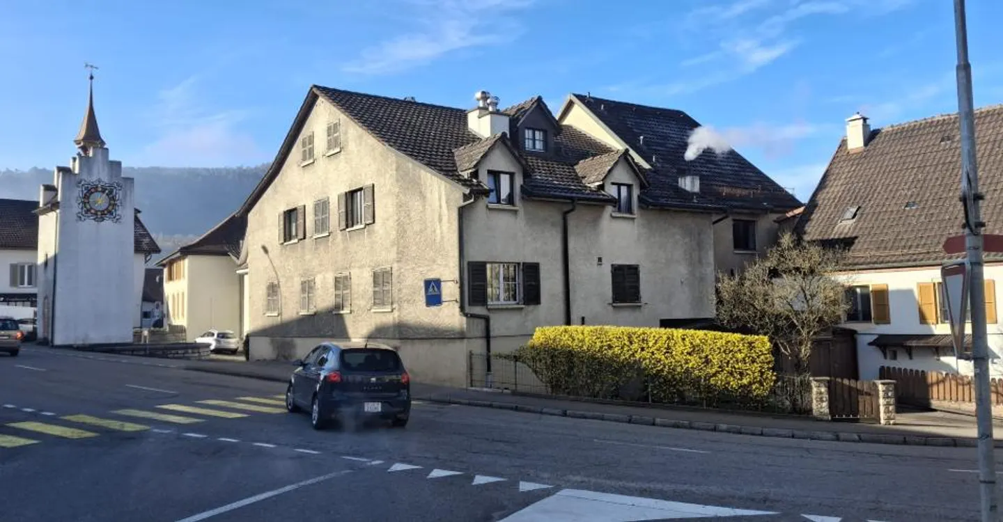 Rental building - Investment opportunity in Courrendlin - Photo 1 of 13
