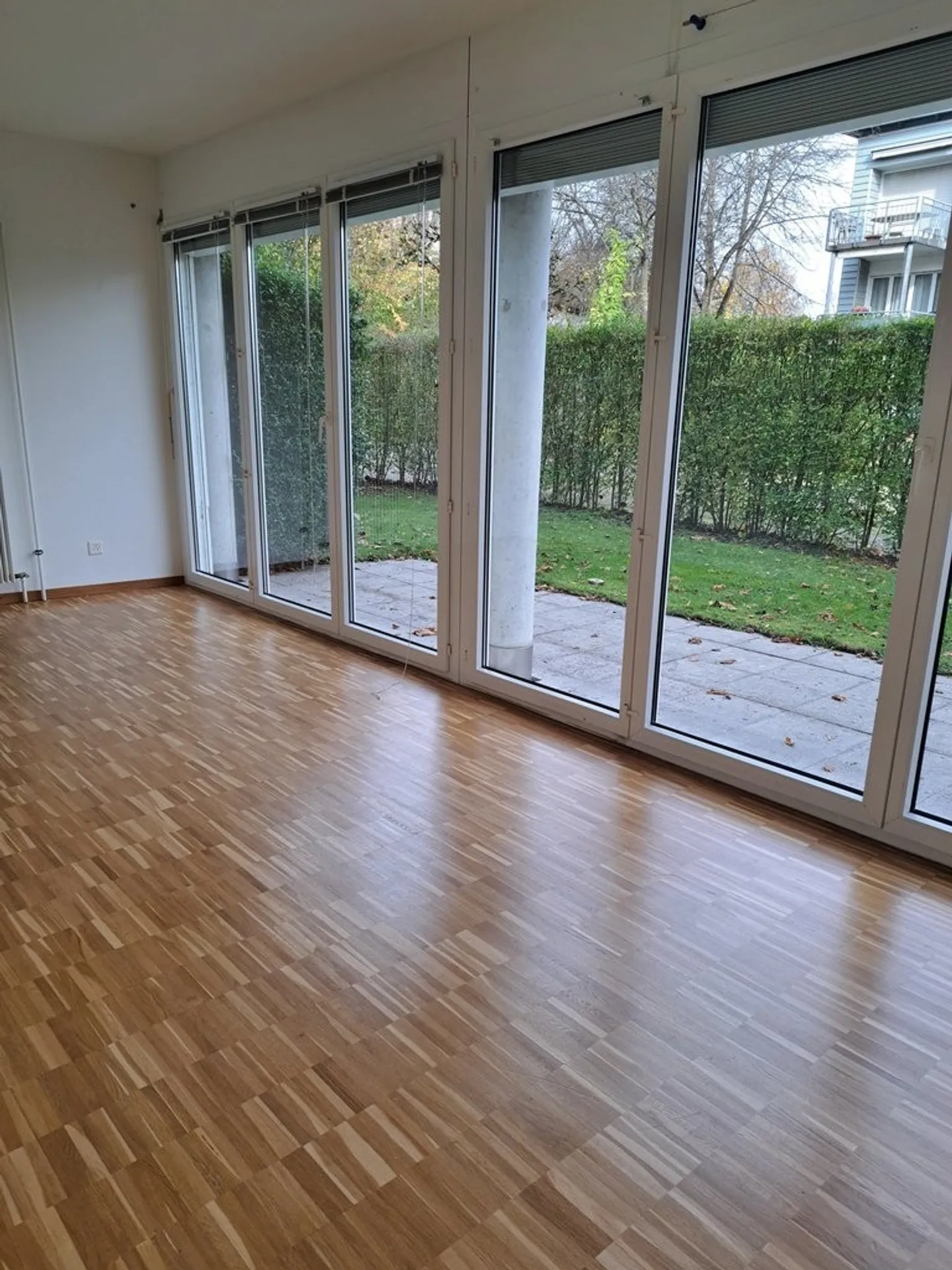 Atelier lumineux à louer - Photo 2 sur 9