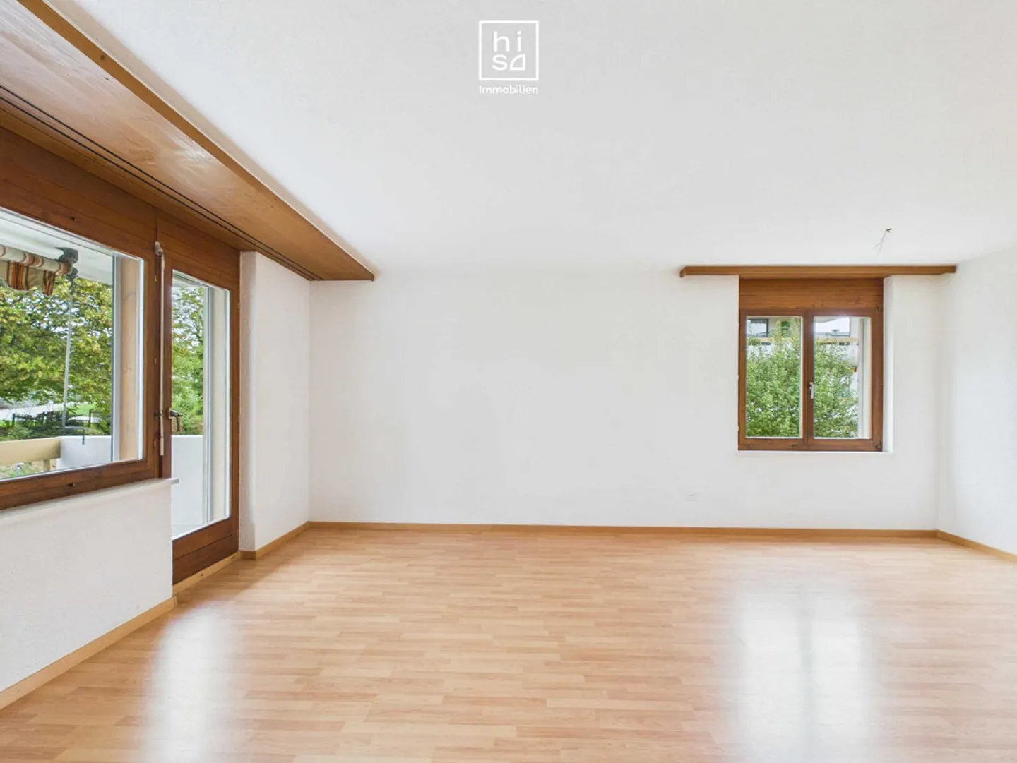 Geräumige Wohnung mit grossem Balkon - Foto 1 von 8