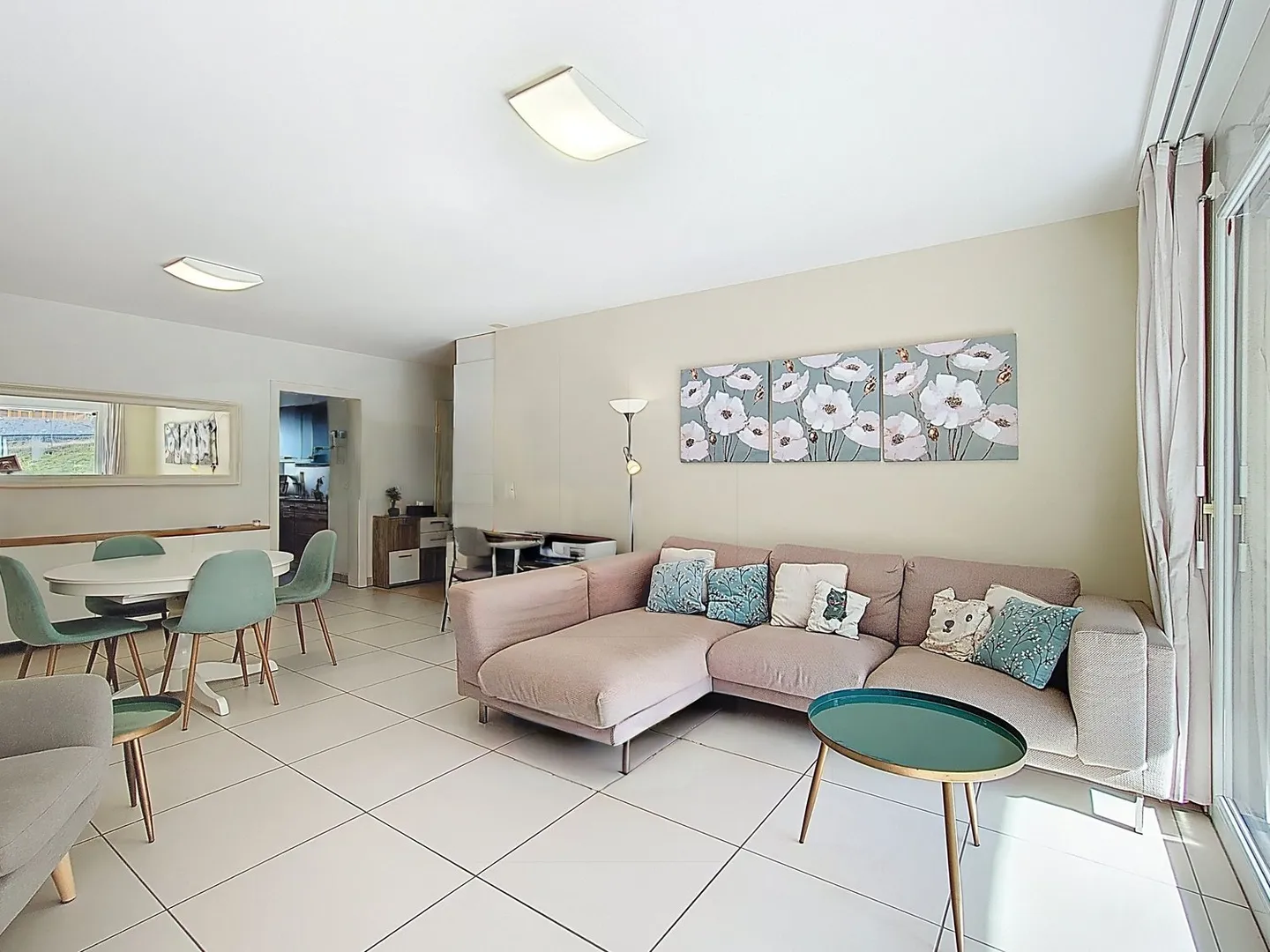 Geräumige Wohnung in Vevey - Foto 3 von 13