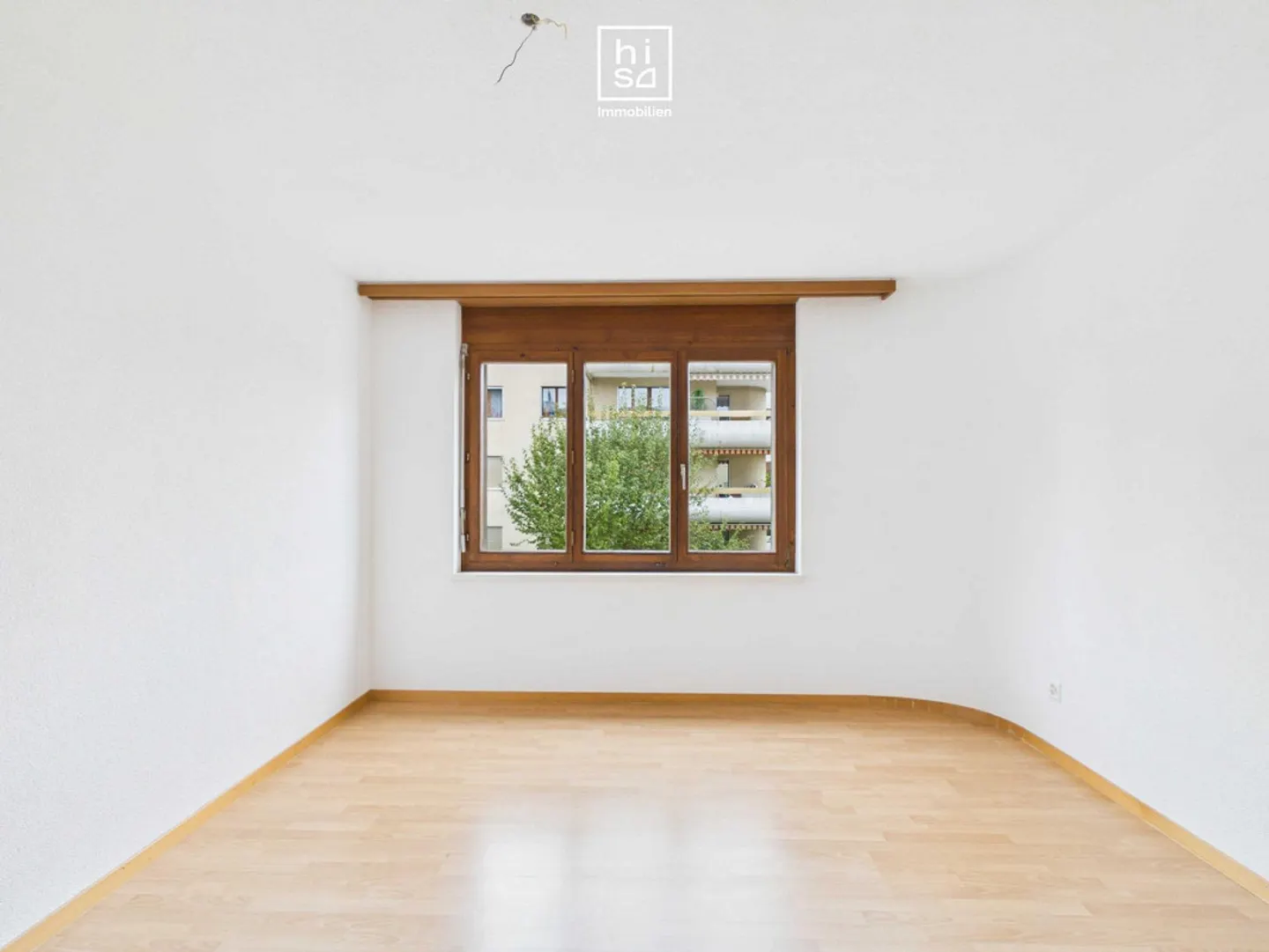 Geräumige Wohnung mit grossem Balkon - Foto 7 von 8