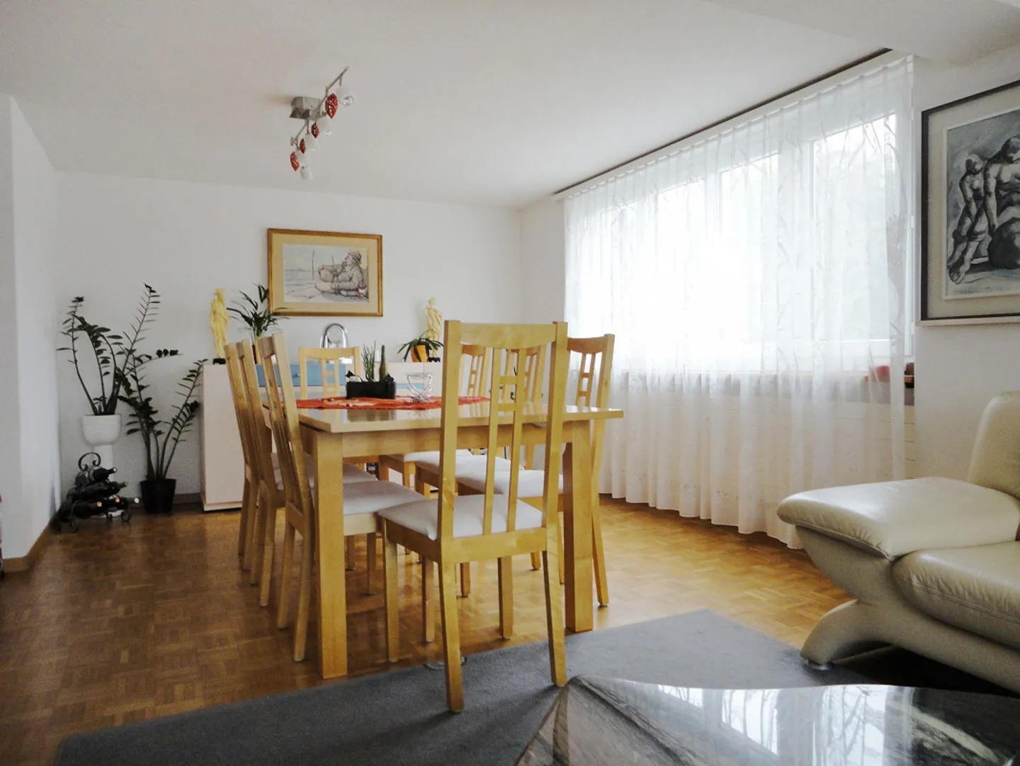 Appartement spacieux de 5,5 pièces sur un étage - Photo 4 sur 12