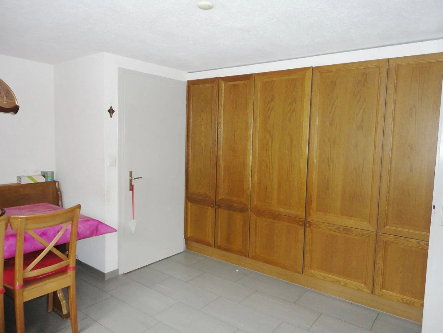 Appartement spacieux de 5,5 pièces sur un étage - Photo 7 sur 12