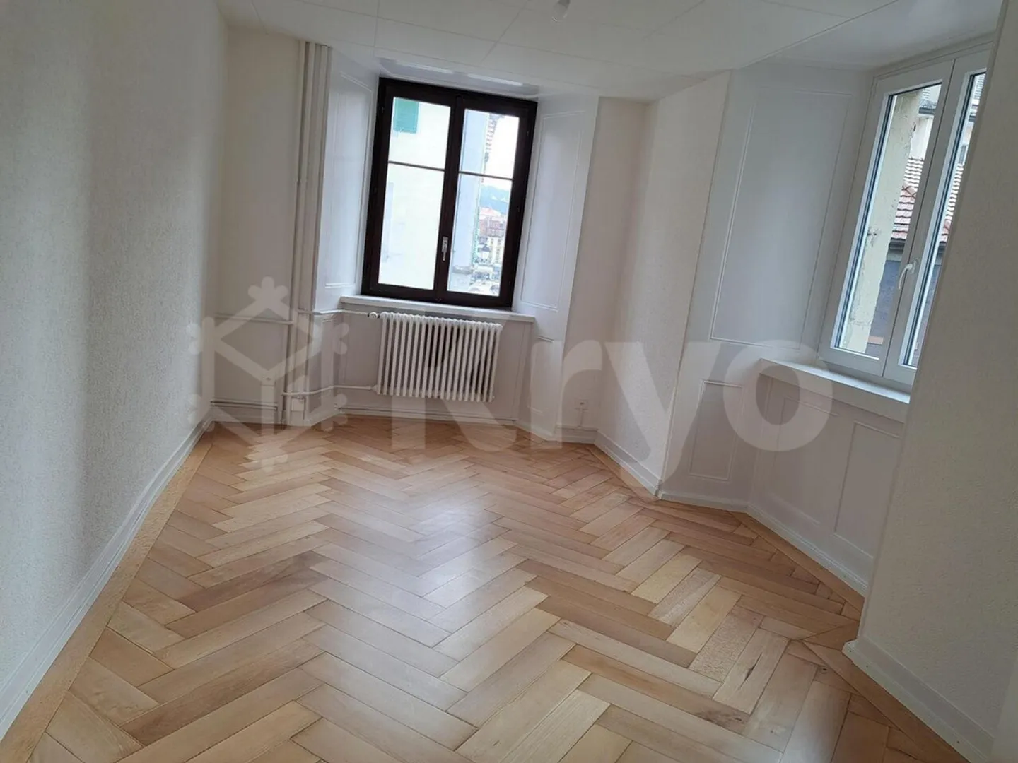 APARTMENT 3 ROOMS UPPER GROUND FLOOR 90 M2 RENOVATED - Photo 4 of 8