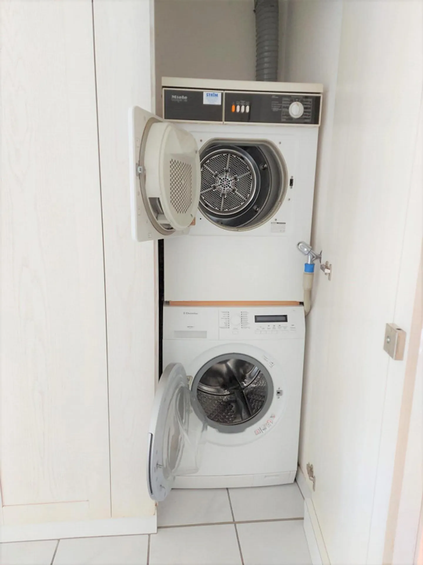 Appartement en duplex de 4,5 pièces au 3ème étage (AVEC ASCENSEUR) - Photo 2 sur 13
