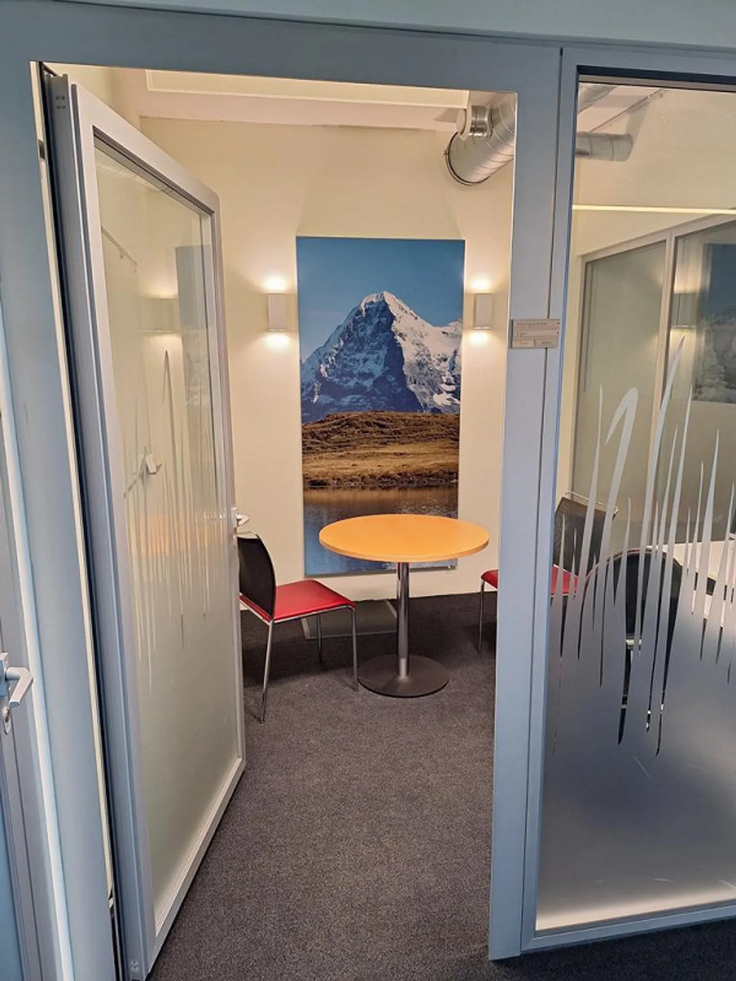 Your new office in the Carba area in Liebefeld - Photo 6 of 11