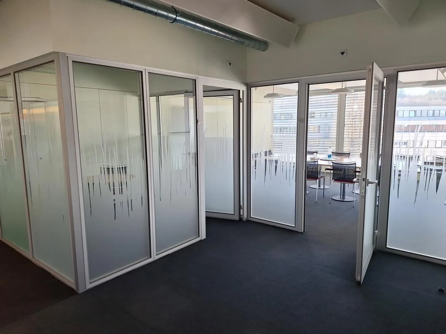 Your new office in the Carba area in Liebefeld - Photo 11 of 11