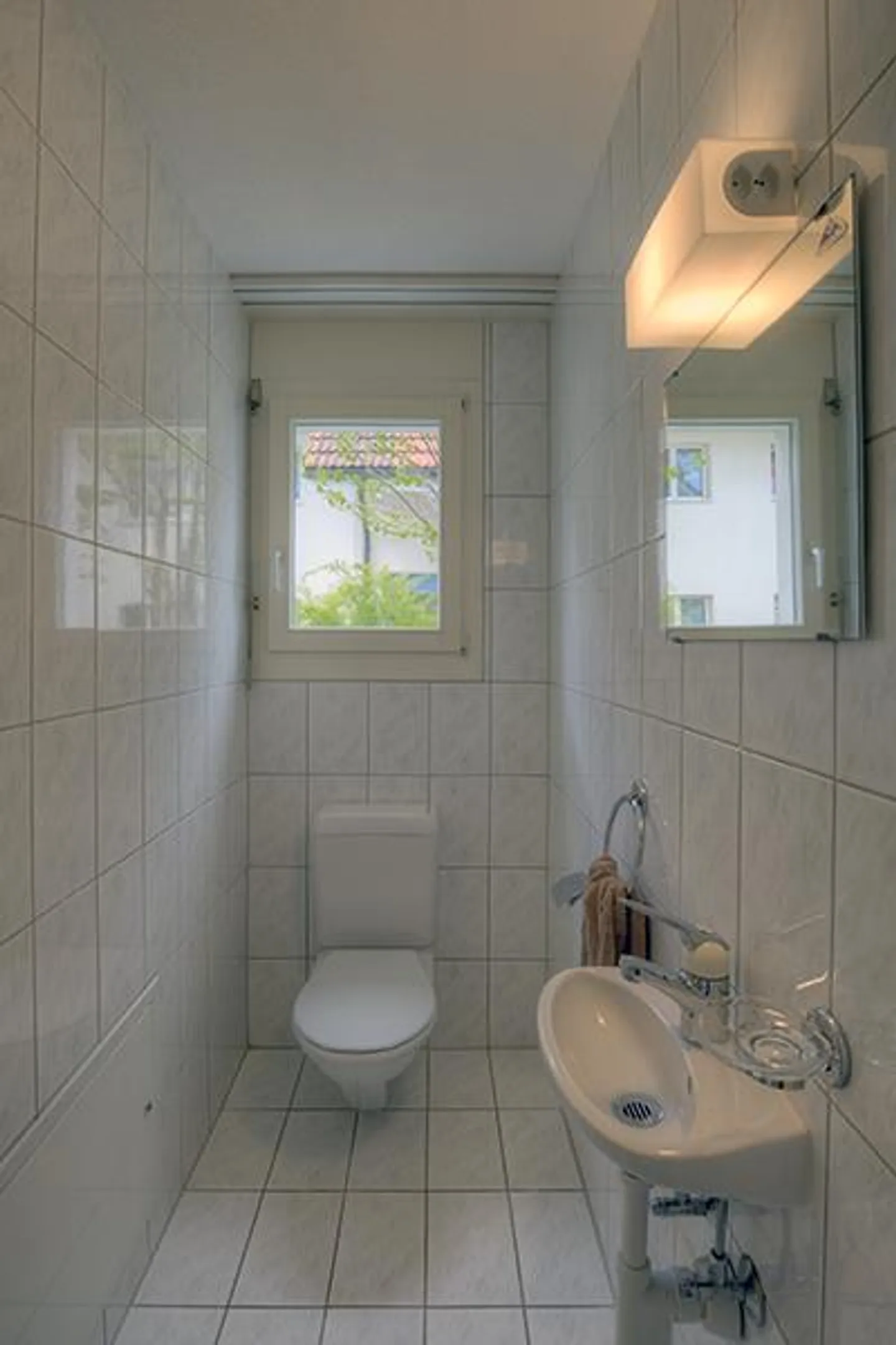 Zona residenziale tranquilla! - Foto 5 di 9