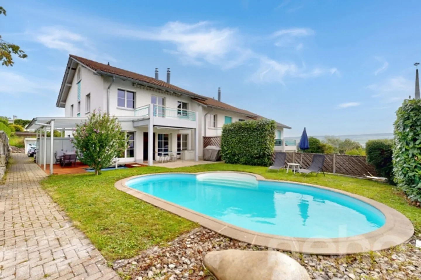 Familienfreundliches Eckreihenhaus mit Pool am Hallwilersee - Photo 1 sur 12