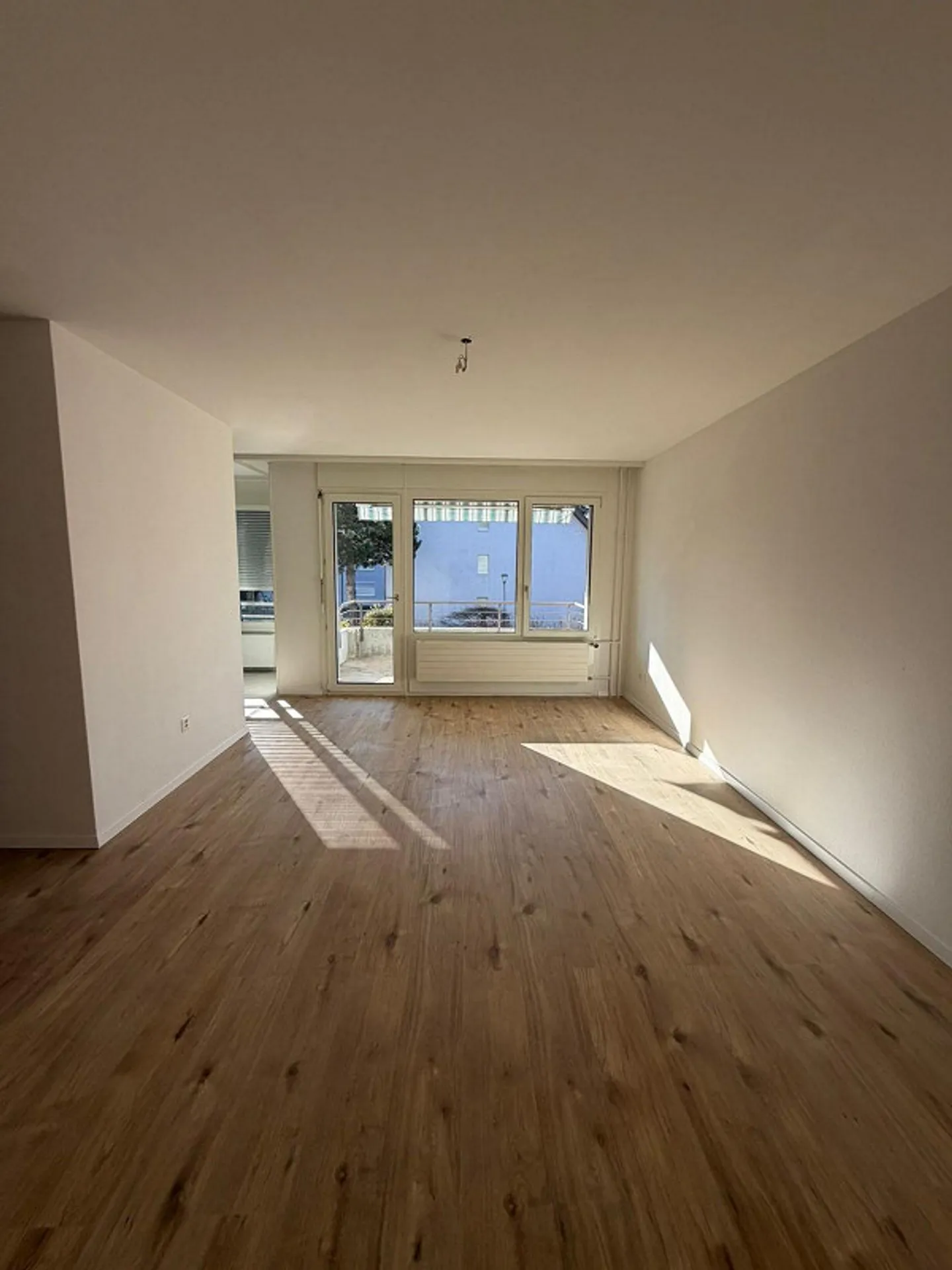 Vollständig renovierte Wohnung, ideale Lage - Foto 1 von 5