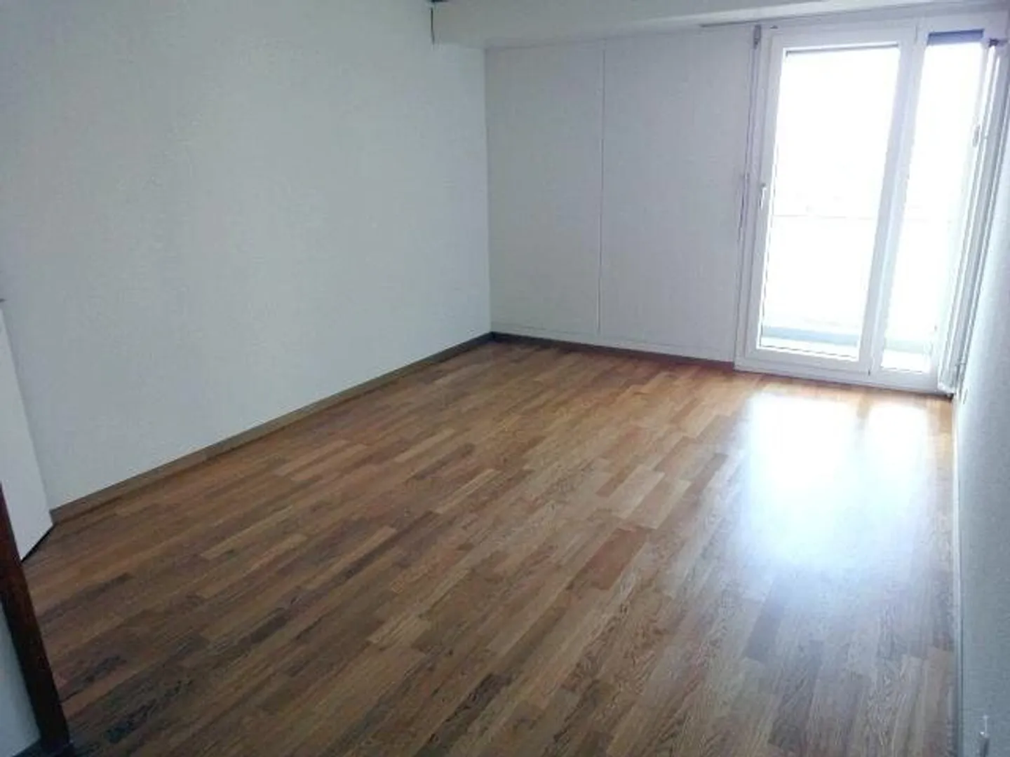 4-room apartment of 81 m2 on the 3rd floor - Photo 6 of 9