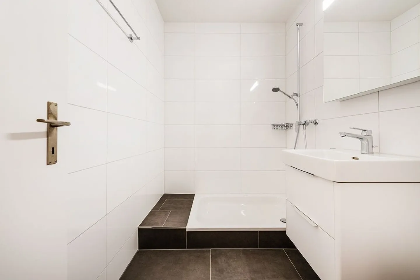 Inizio verso la propria felicità - Foto 7 di 8